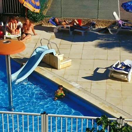 Village Le Kangourou By Popinns