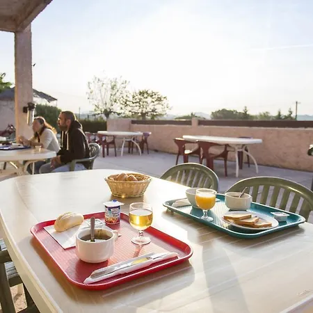 Kompleks wypoczynkowy Village Le Kangourou By Popinns Fréjus